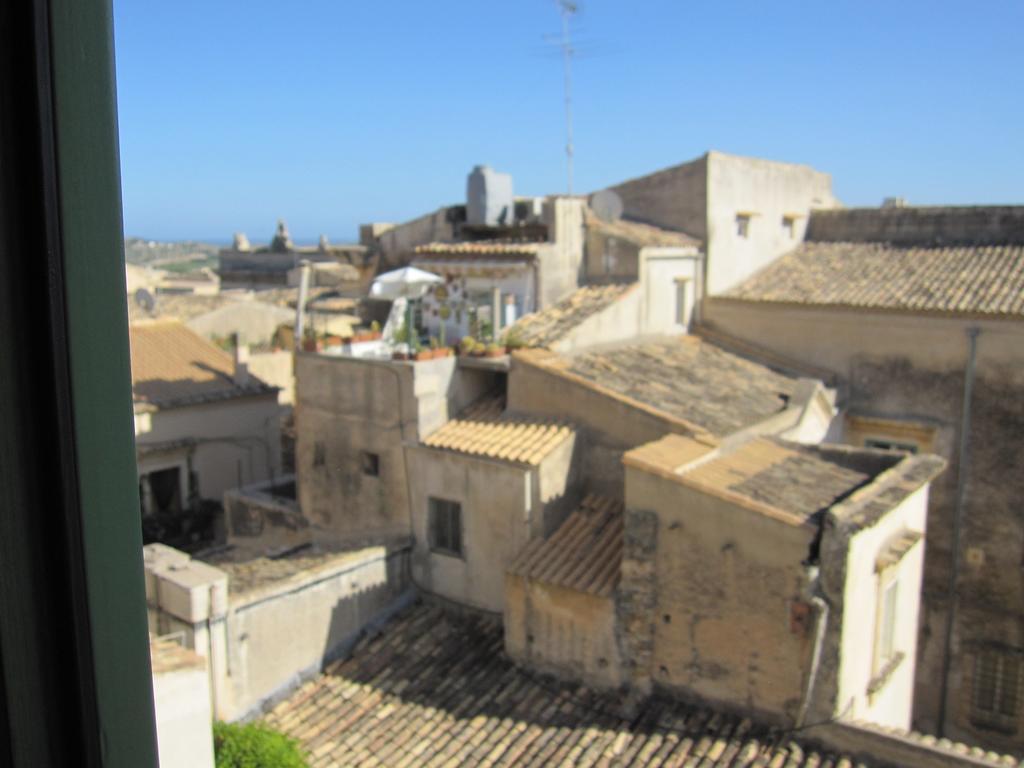 Kalote' On The Roof Apartments نوتو الغرفة الصورة